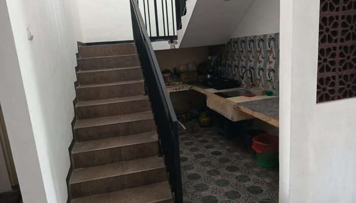 koolkost syariah dekat alun alun sidoarjo